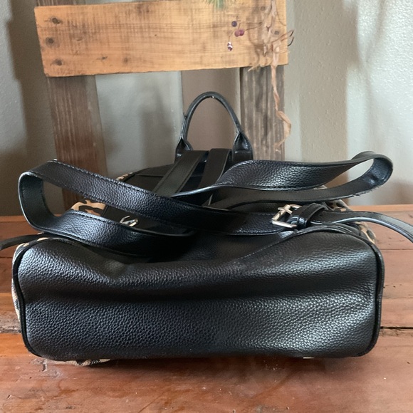 Dana Buchman animal print backpack - Picture 4 of 8